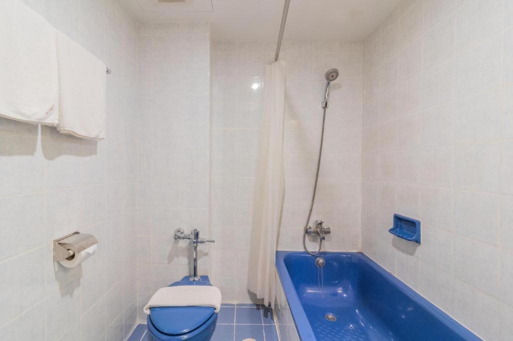 Intown Residence Bangkok Bagian luar foto
